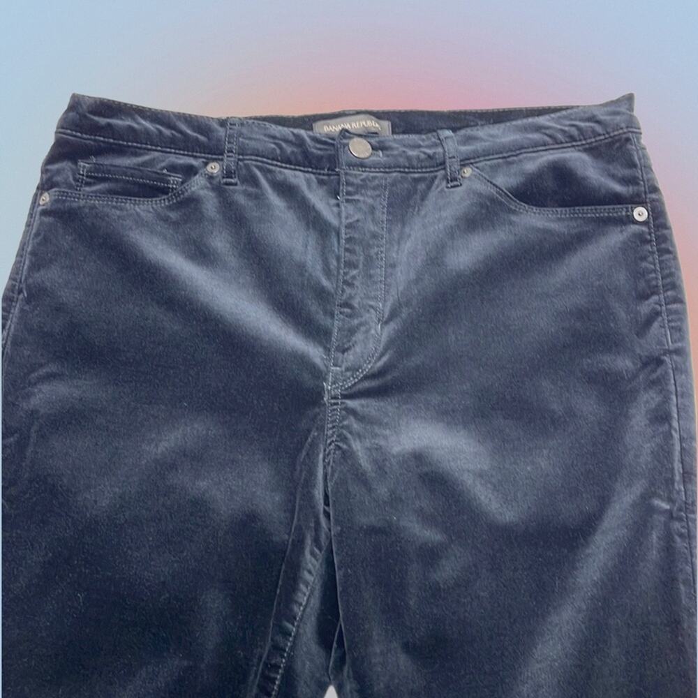 BANANA REPUBLIC Women’s 32P Black Velvet Skinny Ankle Jeans